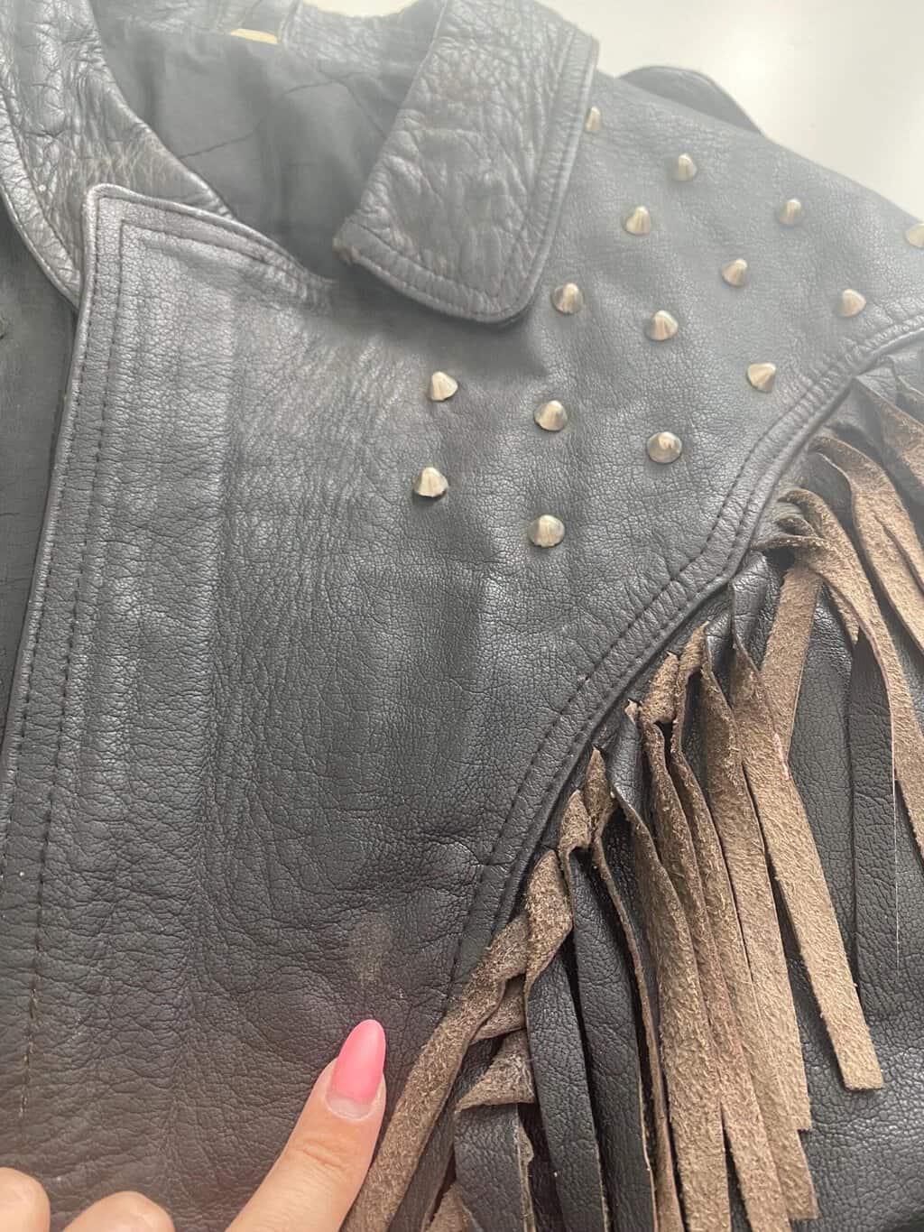 Vintage fringed studded black leather jacket - Medium - Image 7