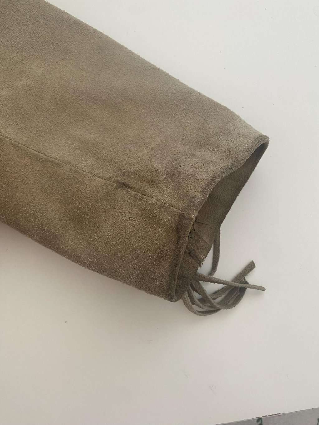 70s vintage suede fringed jacket with snap button closure - Medium - Image 9