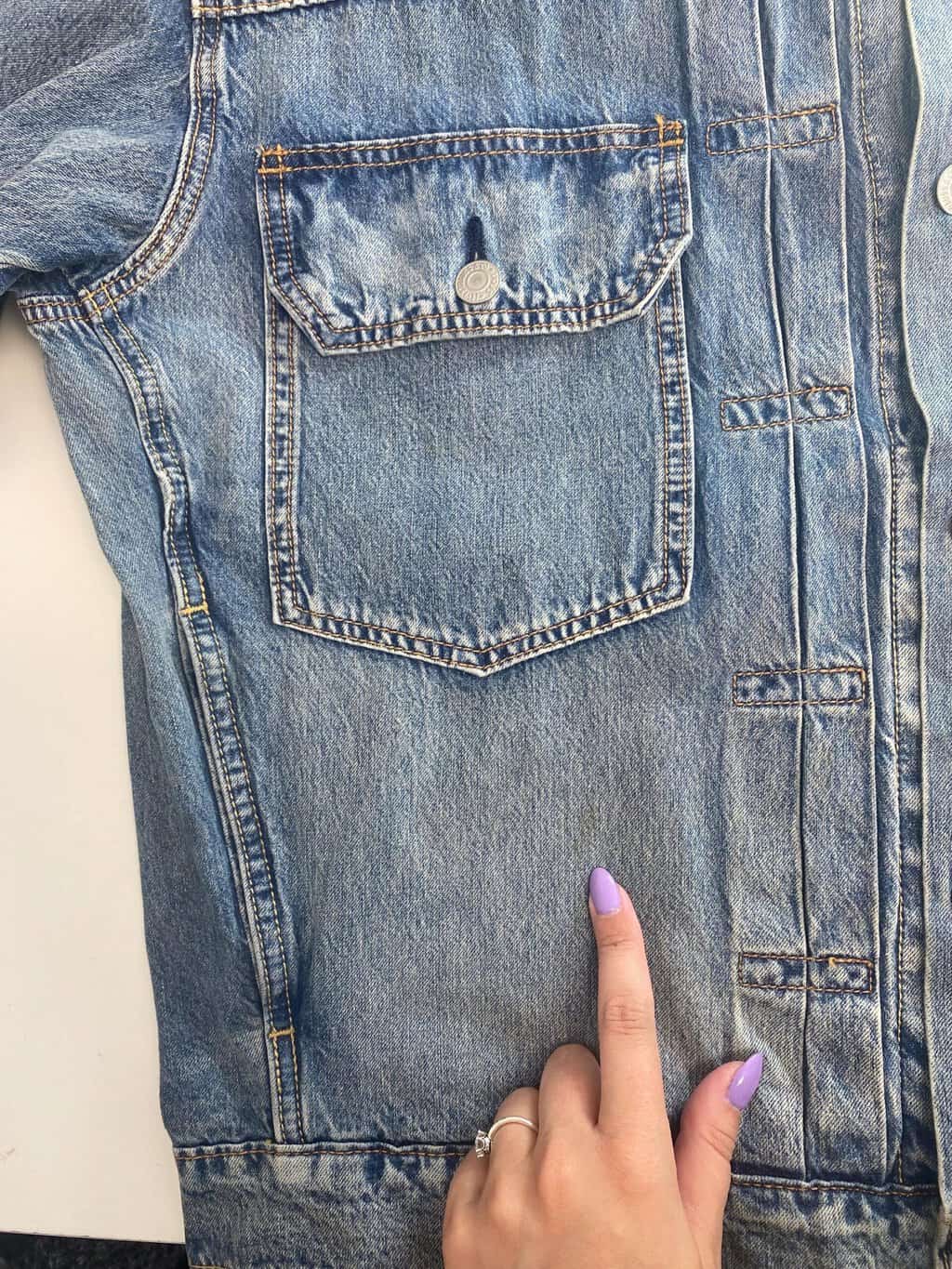 Levis Type II denim jacket with cool technology - Medium - Image 4