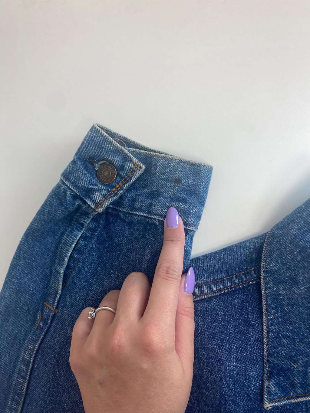 Vintage 70s Levis denim jacket 70546, made in USA - Small - Image 4