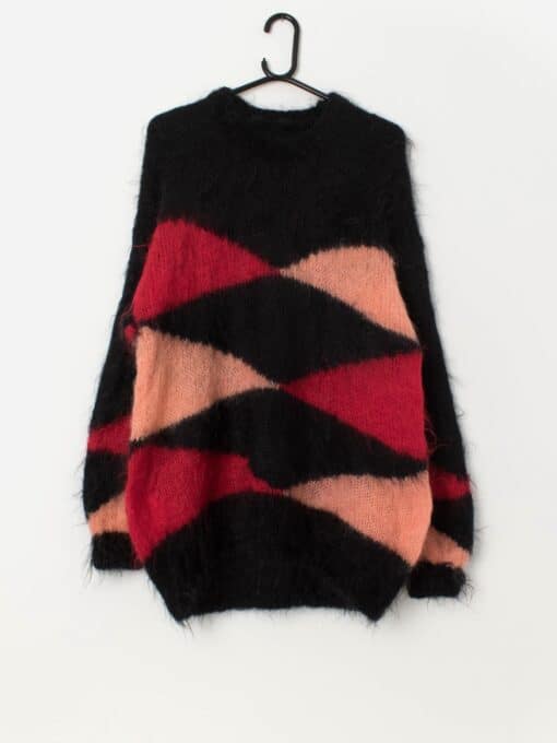 80s vintage handknitted oversized fluffy jumper in black and red - Medium / Large