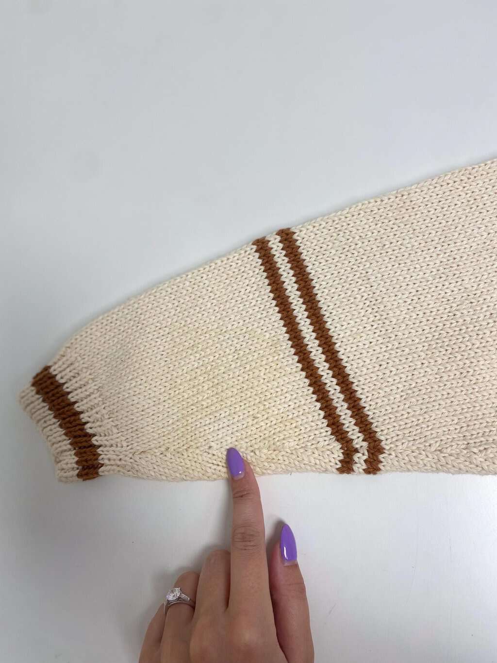 Vintage handknitted 3D sheep cardigan, made in Peru - Large - Image 6