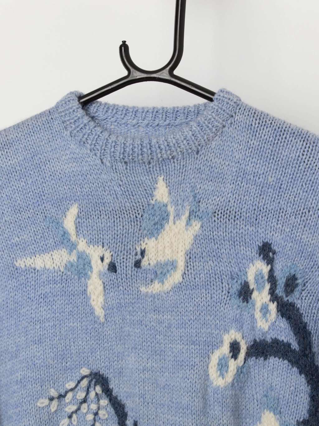 70s vintage handknitted pale blue sweater with birds and trees - Small - Image 2