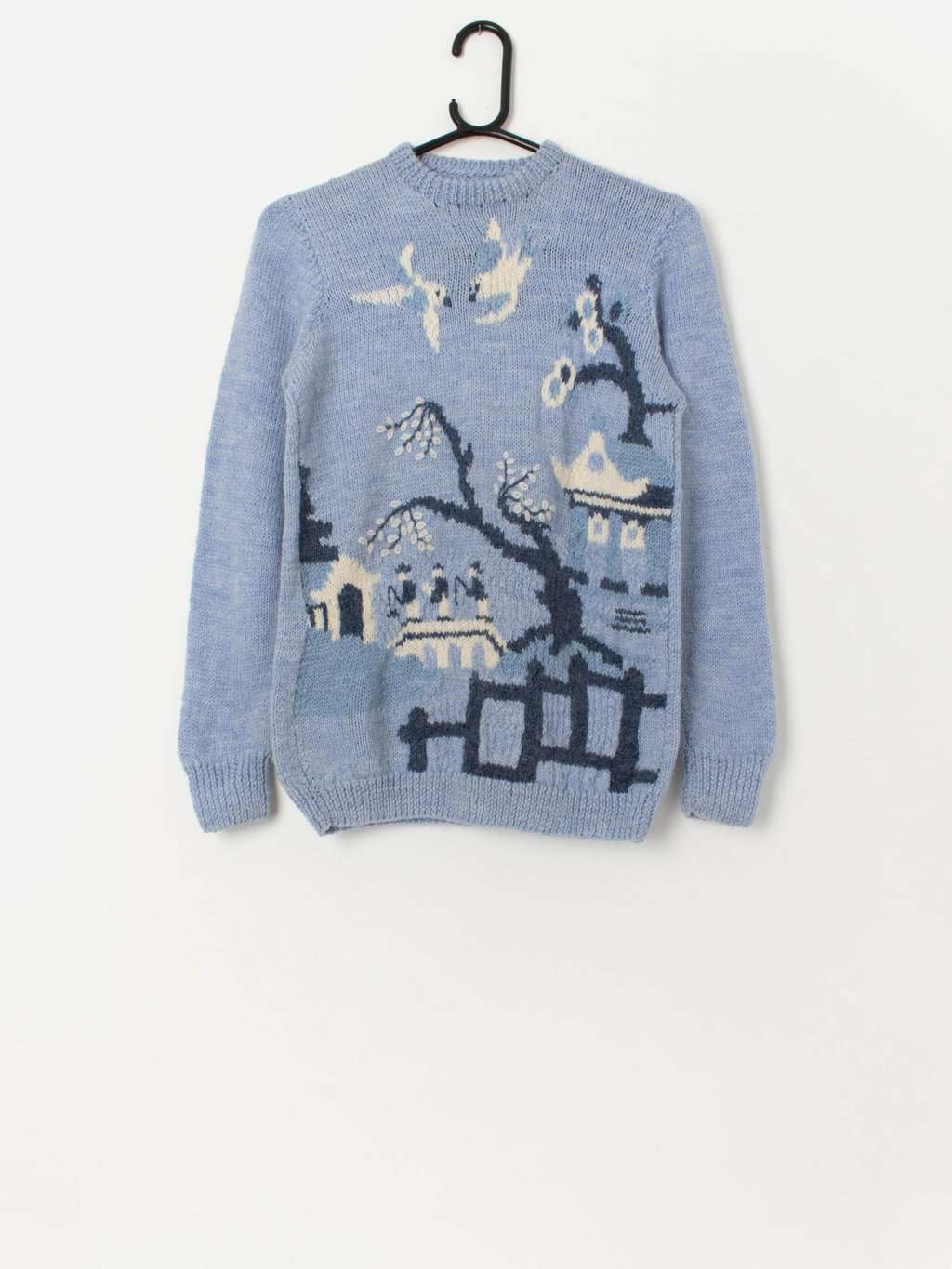 70s vintage handknitted pale blue sweater with birds and trees - Small