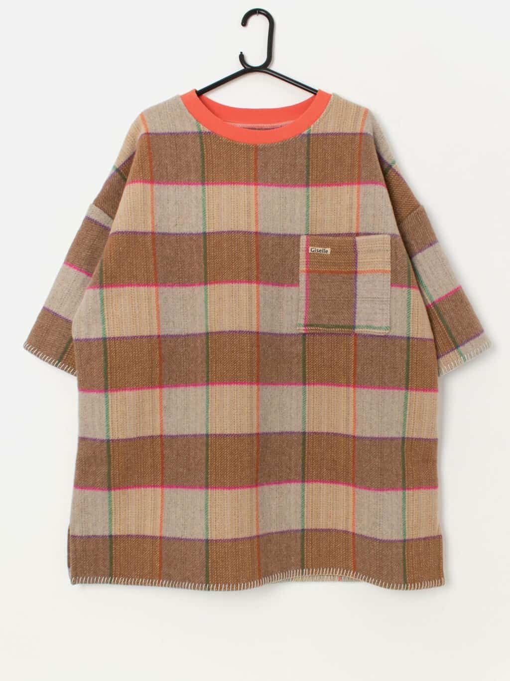 Vintage oversize wool dress, pale plaid pattern - Large