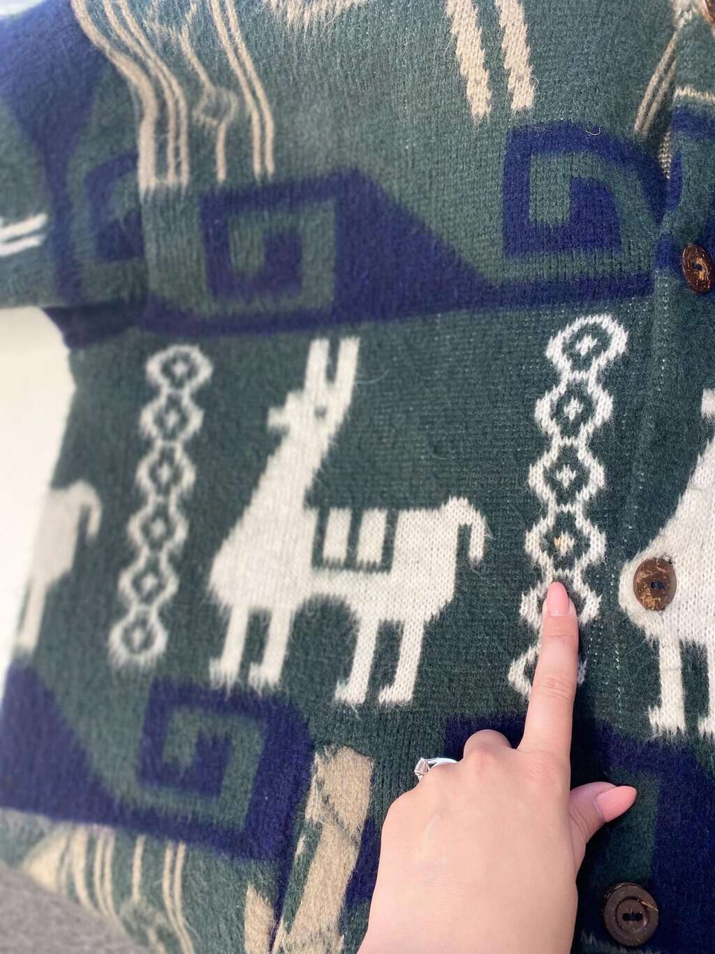 Vintage handmade hooded cardigan coat with llama / alpaca design - Large - Image 4