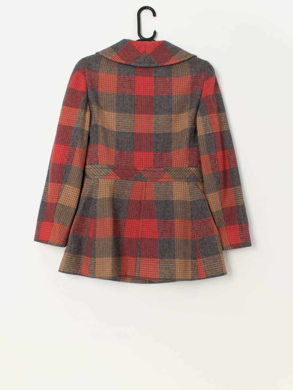 70s vintage plaid fitted jacket in blue and red with large collar - XS / Small - Image 3