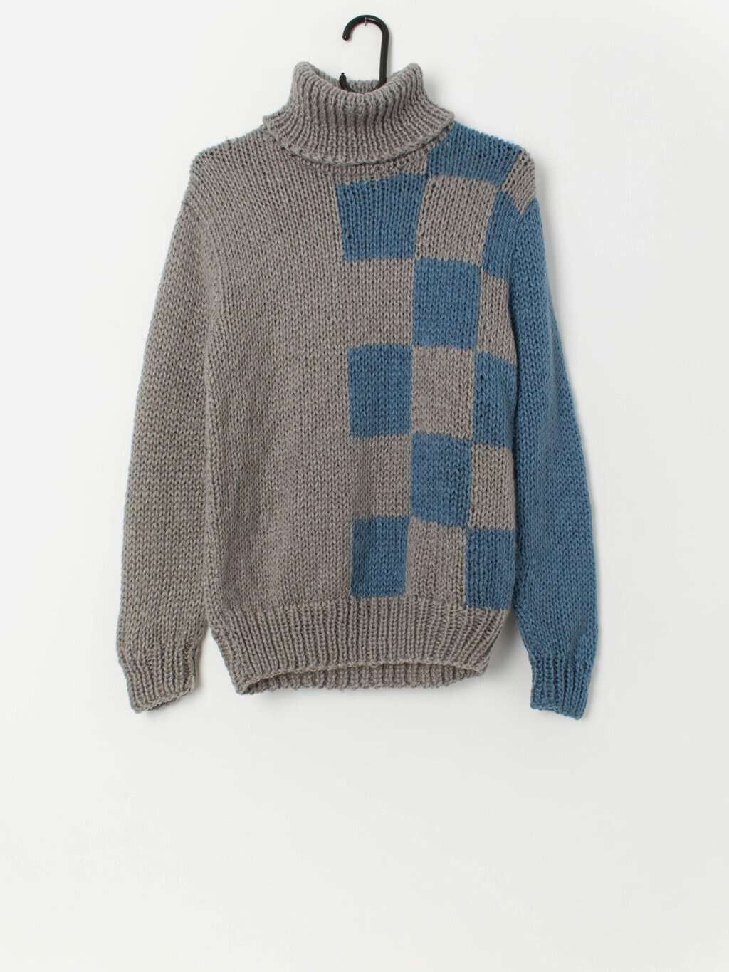 Vintage chunky hand-knitted jumper silver grey and blue - Medium