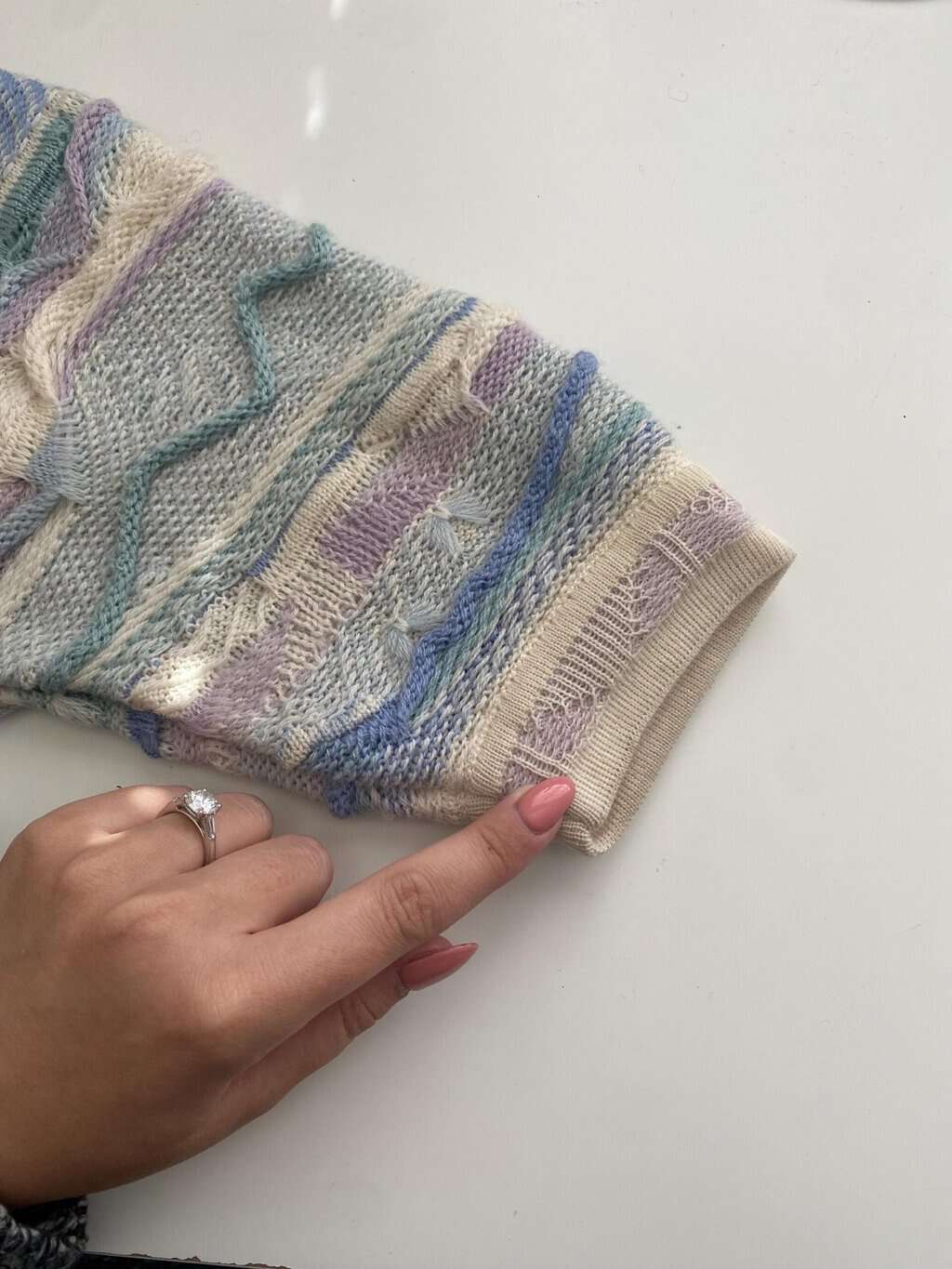 Rare Y2K vintage Coogi style pastel cardigan for women - Medium - Image 4