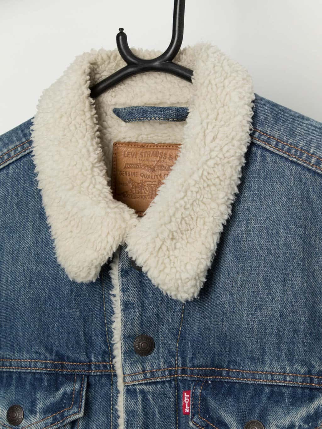 Men's Levis premium sherpa trucker jacket - Small / Medium - Image 2