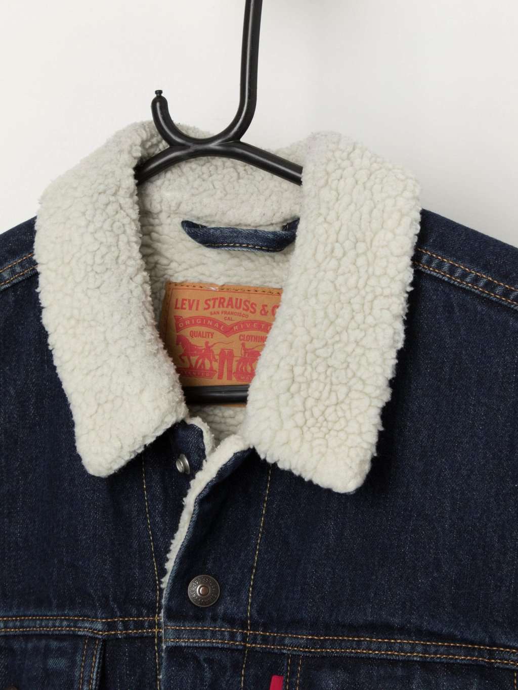 Men's Levis blue sherpa denim trucker jacket with snap button - Medium - Image 2