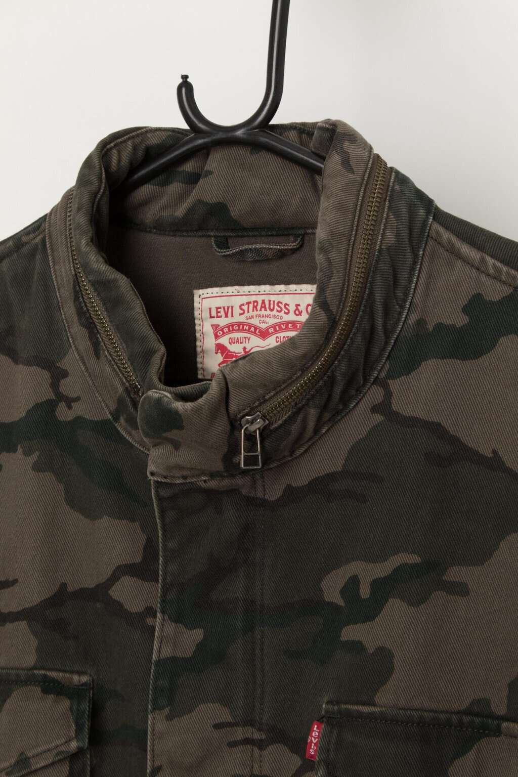Men's Levis camo jacket with fold away hood - 2XL - Image 2