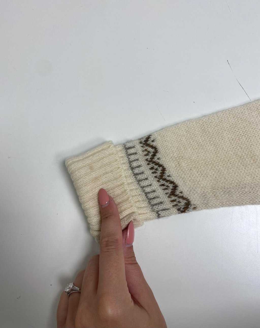 Vintage fine wool cream cardigan with brown detail - Small - Image 4