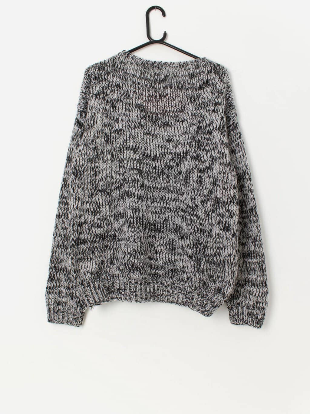 1980s vintage handknitted jumper with geometric pattern - Medium / Large - Image 3