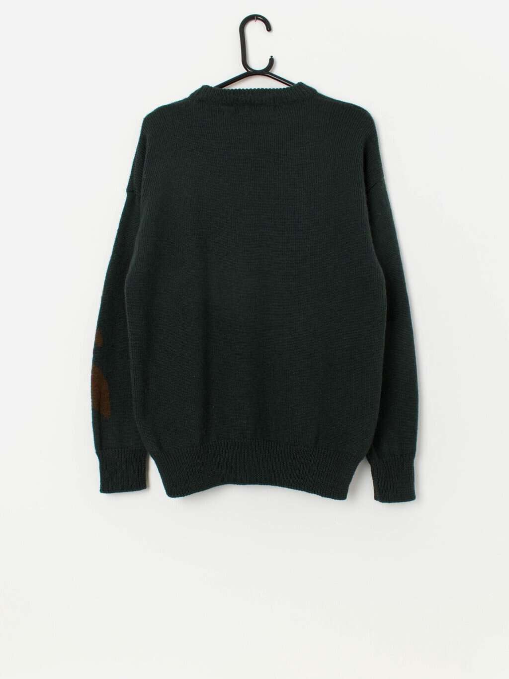 Vintage autumn sweater with berries and leaf design in forest green and red - Medium / Large - Image 3