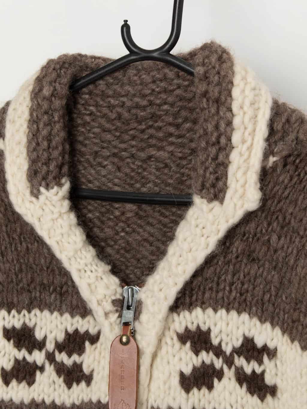 Vintage Canadian Sweater Company Cowichan wool sweater vest - Medium - Image 3