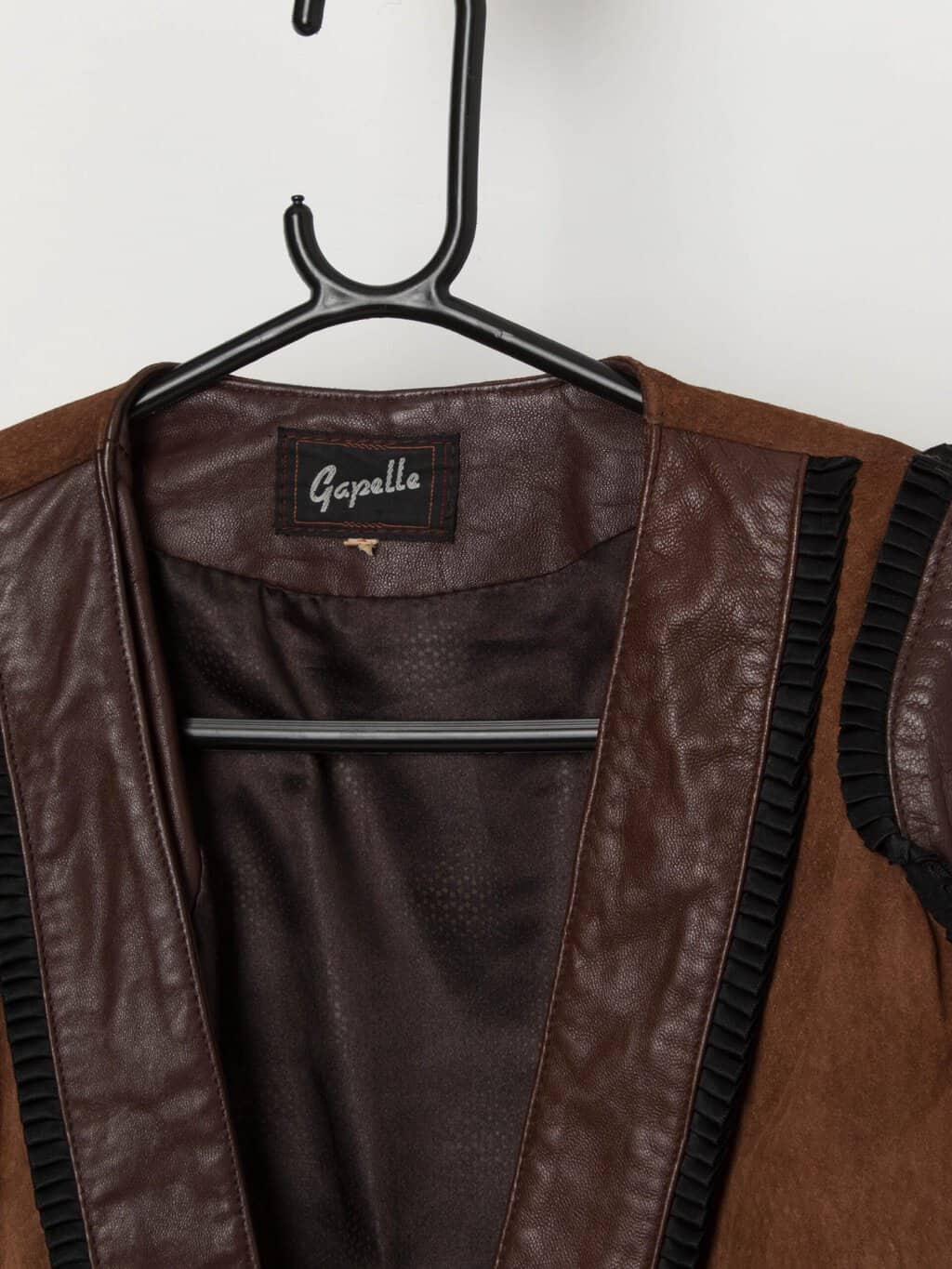 80s vintage tam and brown cropped leather jacket with tassels - XS - Image 3