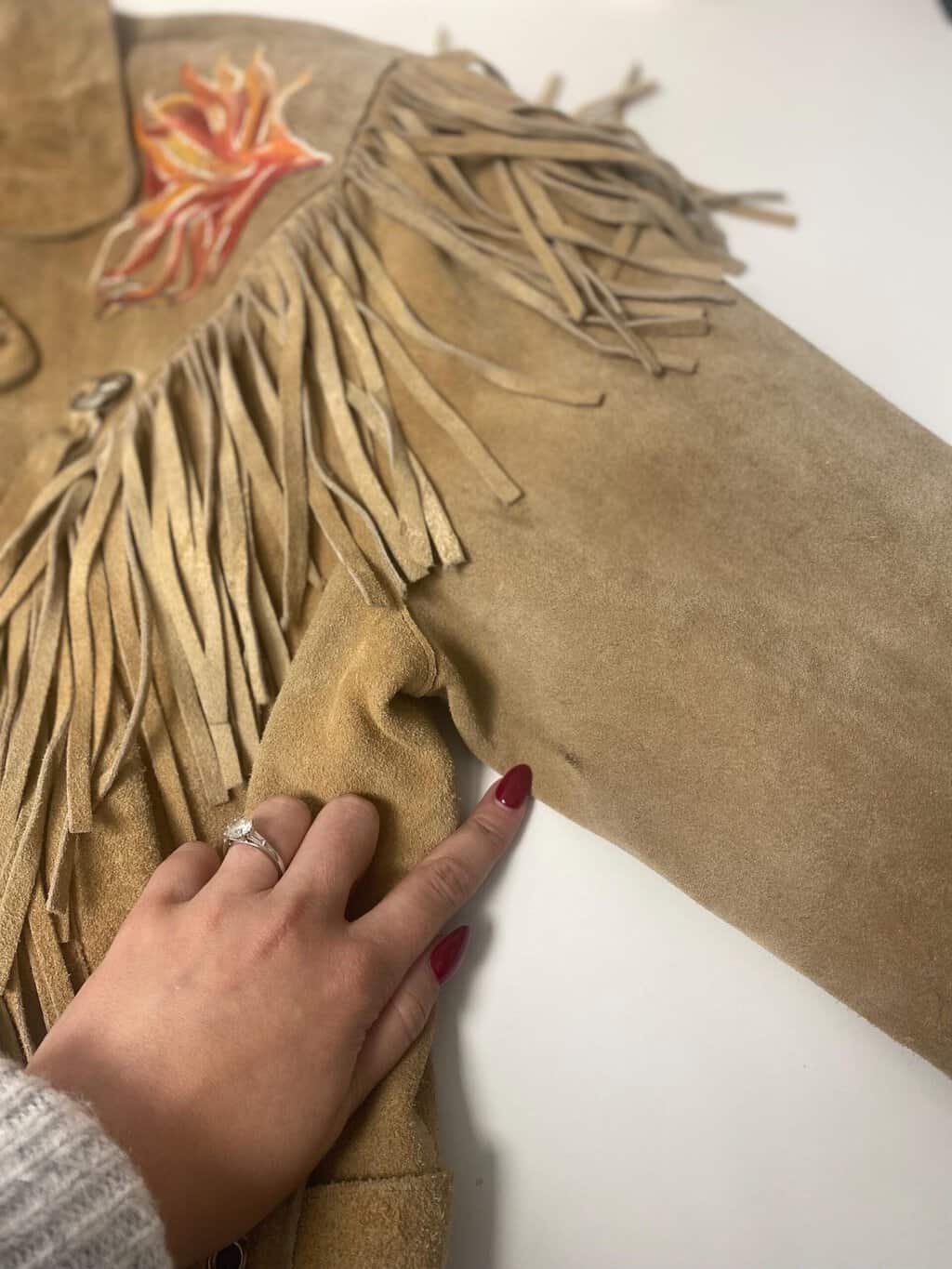 Vintage suede western jacket with hand painted collar and fringe detail - Small / Medium - Image 9