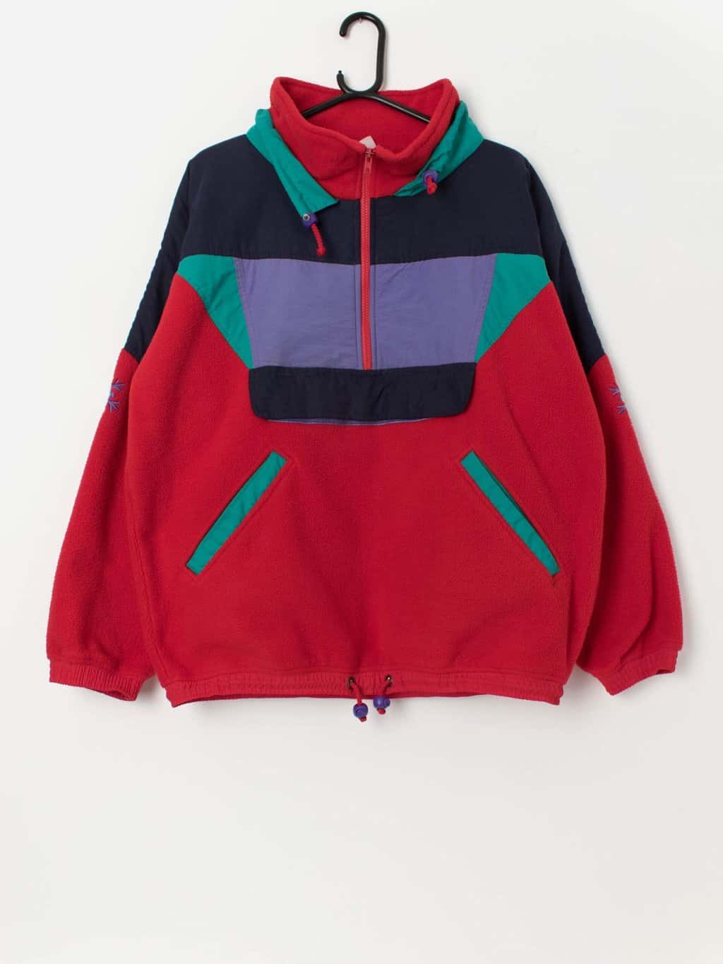 Vintage colour block fleece with embroidered snowflakes, bright red - XL