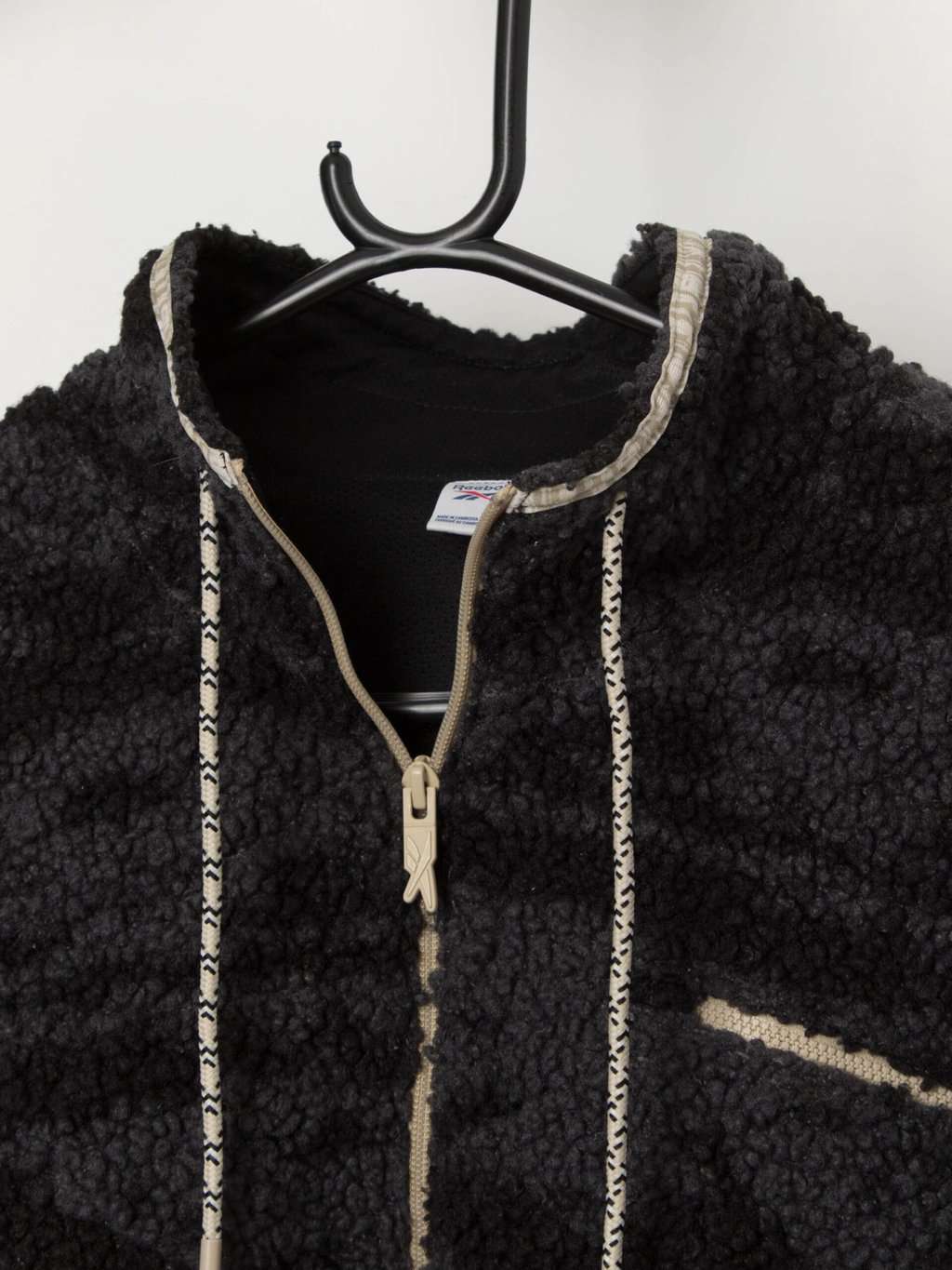 Women's Reebok Winter Escape cropped fleece - Medium - Image 2