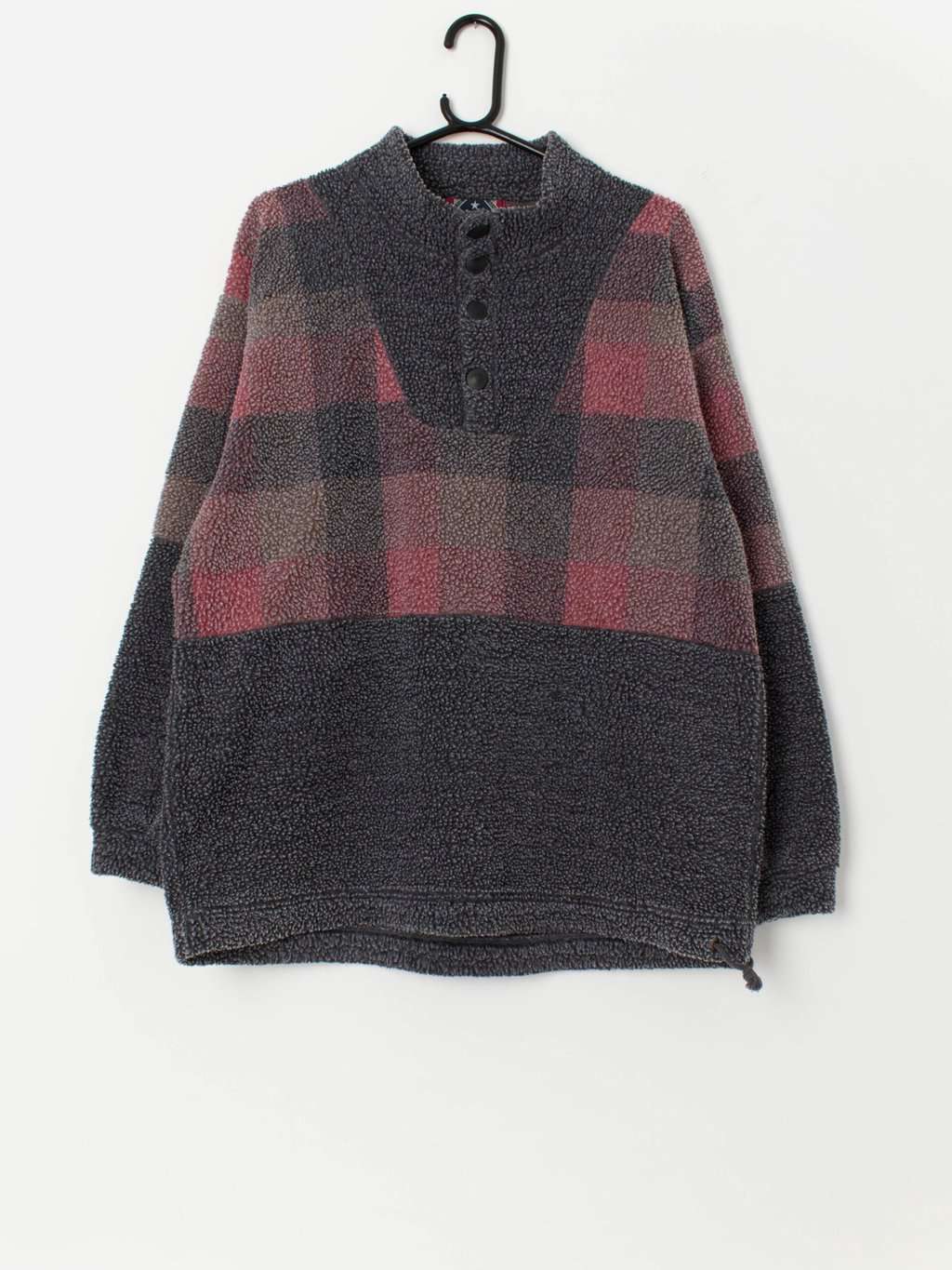 Vintage plaid fleece with snap button closure - L