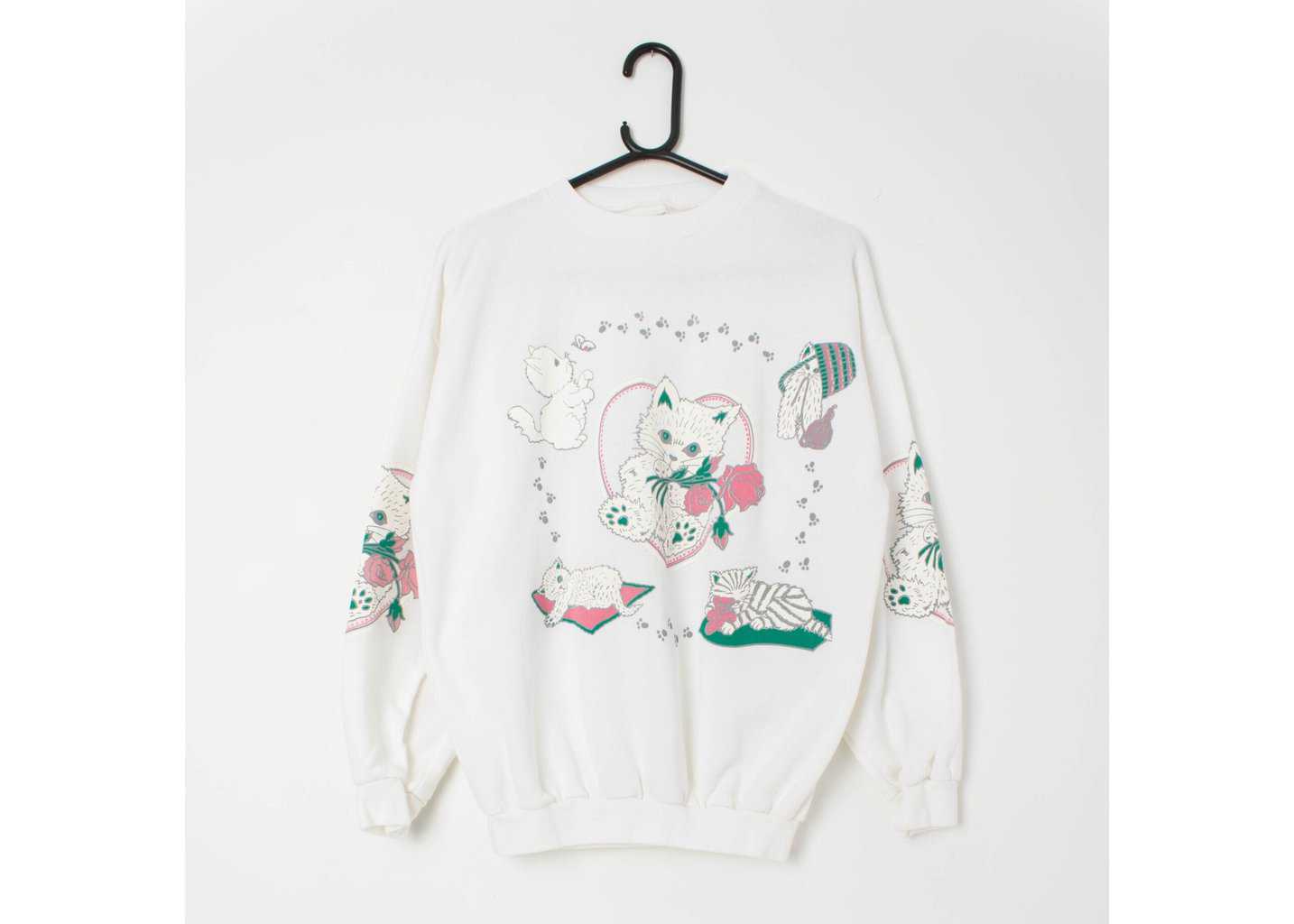 80s Kitsch cat sweatshirt with large love heart graphic - Small / Medium - Image 4