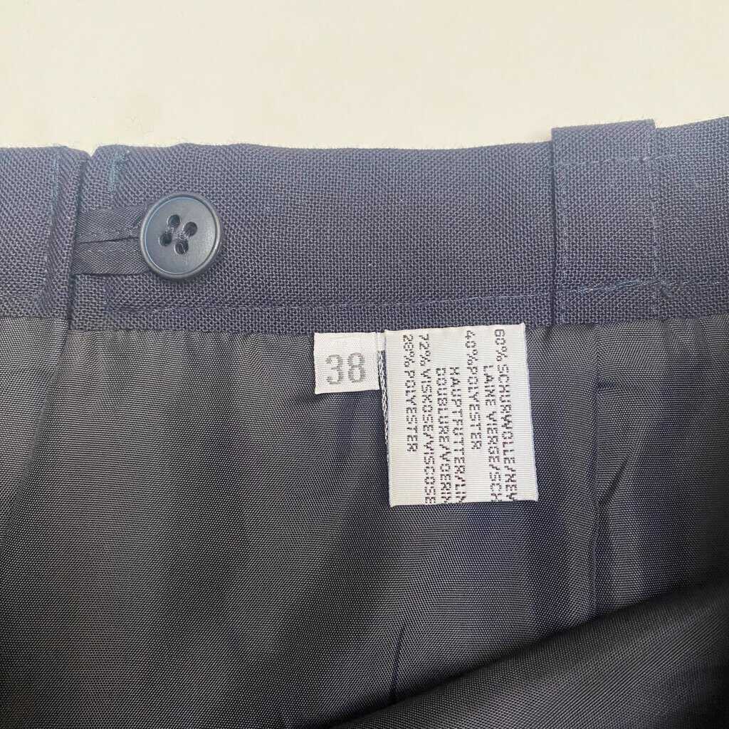 Navy wool short skirt with buttoned pockets, fully lined, minimalist style, 26 waist - Small - Image 8