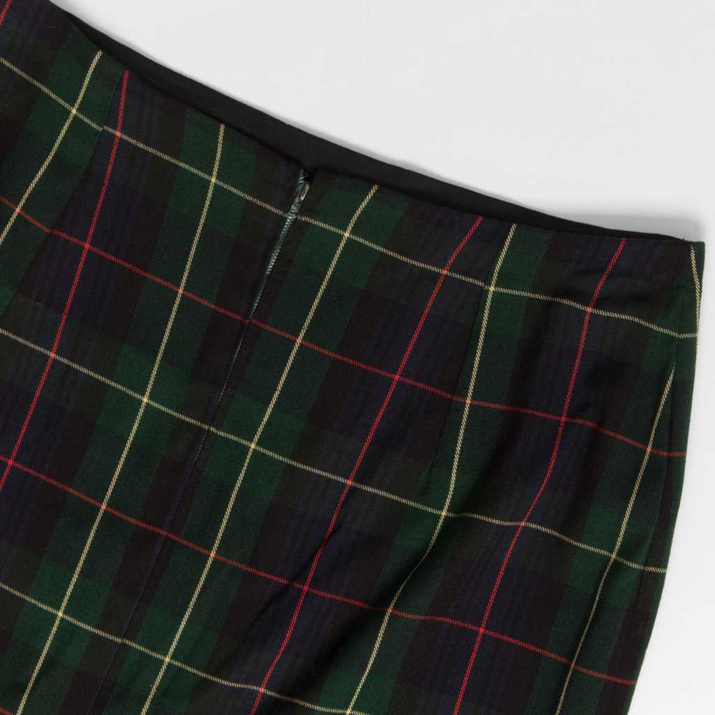 Vintage classic tartan skirt in green and navy, 1960s A-line, 32 waist - Medium / Large - Image 2