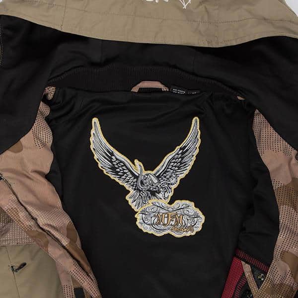 Mens Section snowboard ski jacket, camouflage multipocketed hooded jacket - Medium - Image 5