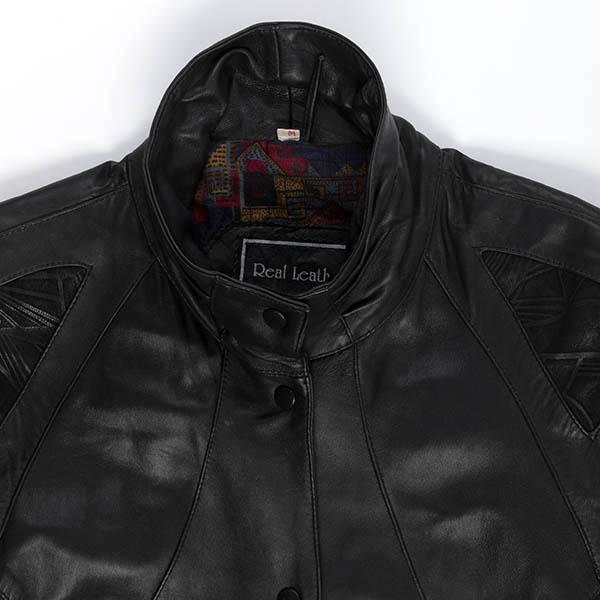 1980s vintage womens leather jacket with batwing sleeves, patterned panels in soft leather, fully lined - Medium / Large - Image 6