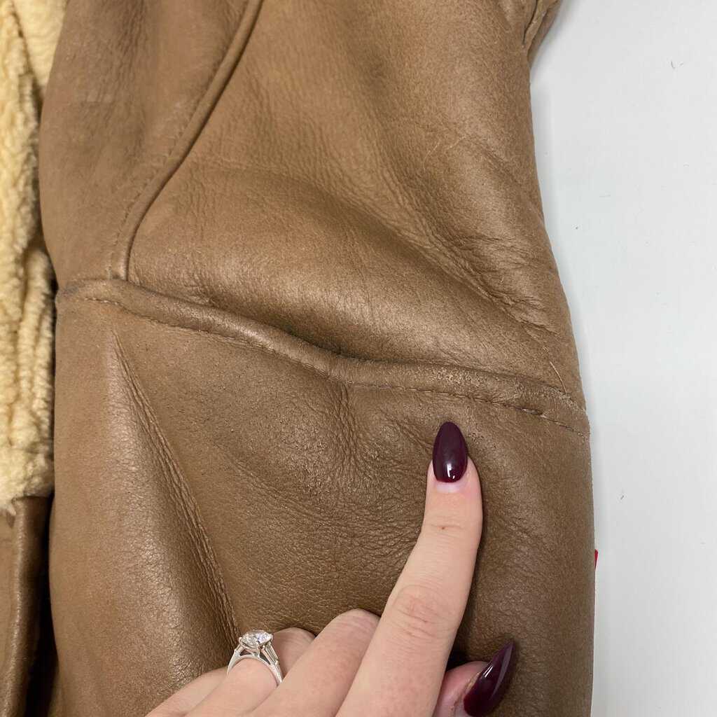 Sheepskin coat, 80s tan leather shearling jacket - L - Image 7