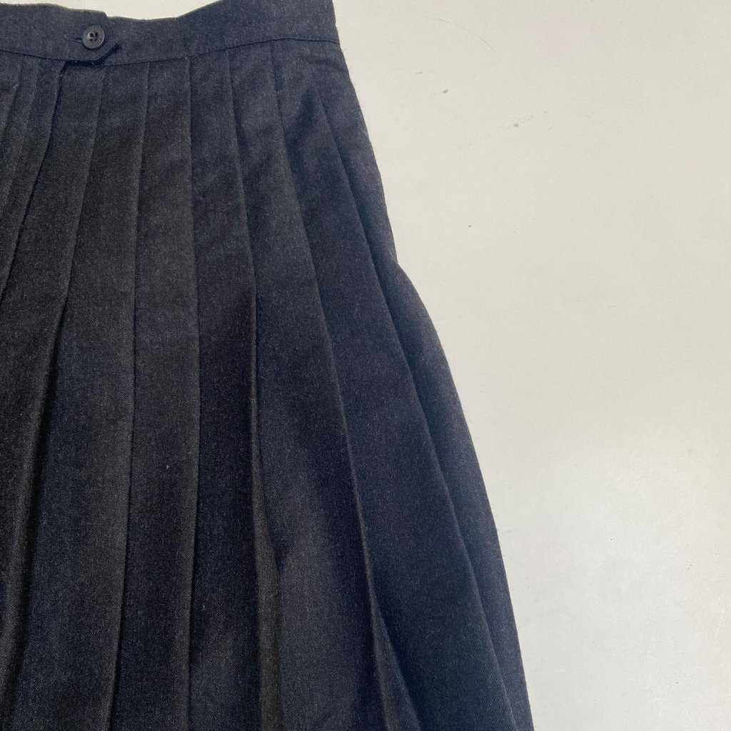 90s pleated short skirt in dark grey wool, preppy vintage skirt, 28 waist - Small / Medium - Image 9
