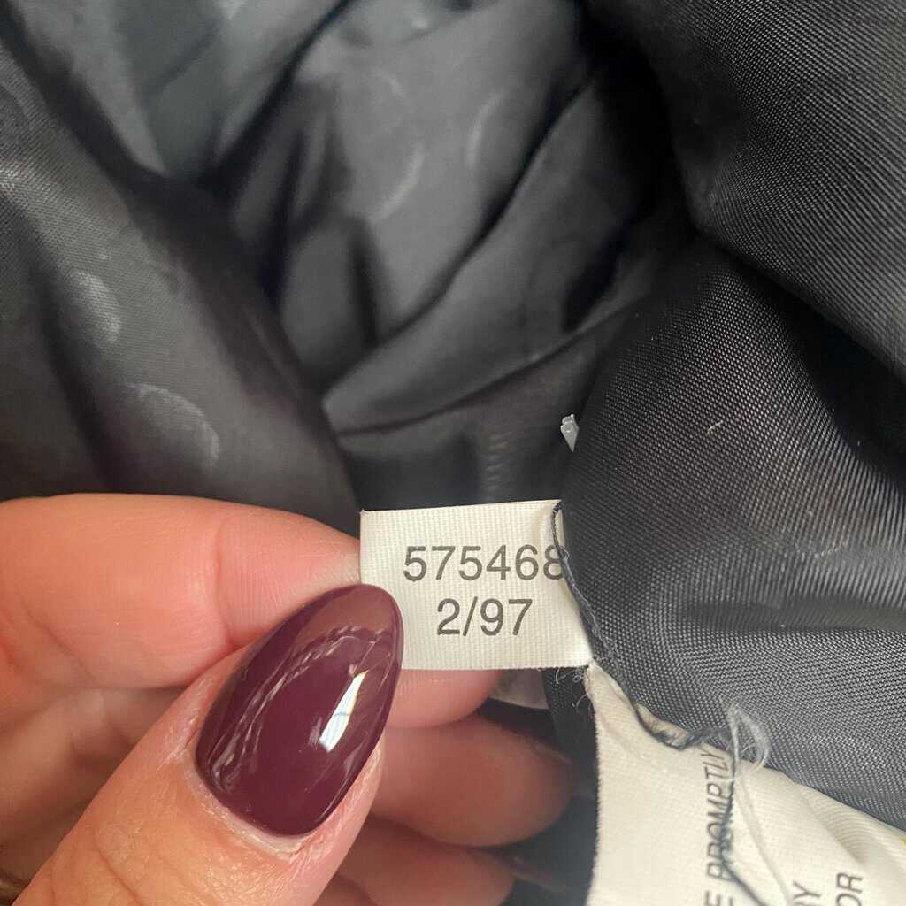 90s vintage insulated ski jacket, retro skiwear, purple snow sports jacket, Women’s - Medium - Image 6