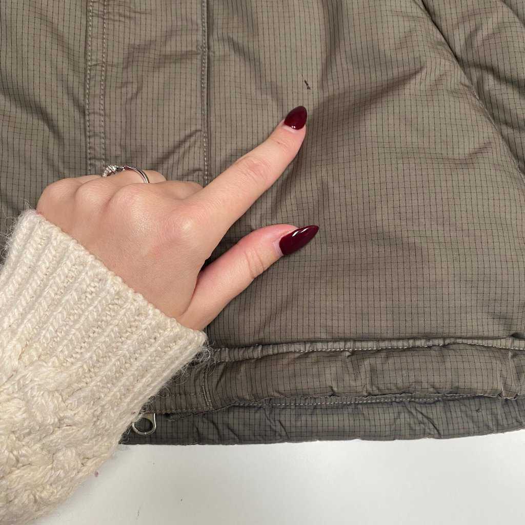 Mens Y2K vintage Nike feather down puffer jacket in grey, padded winter jacket - Small - Image 8