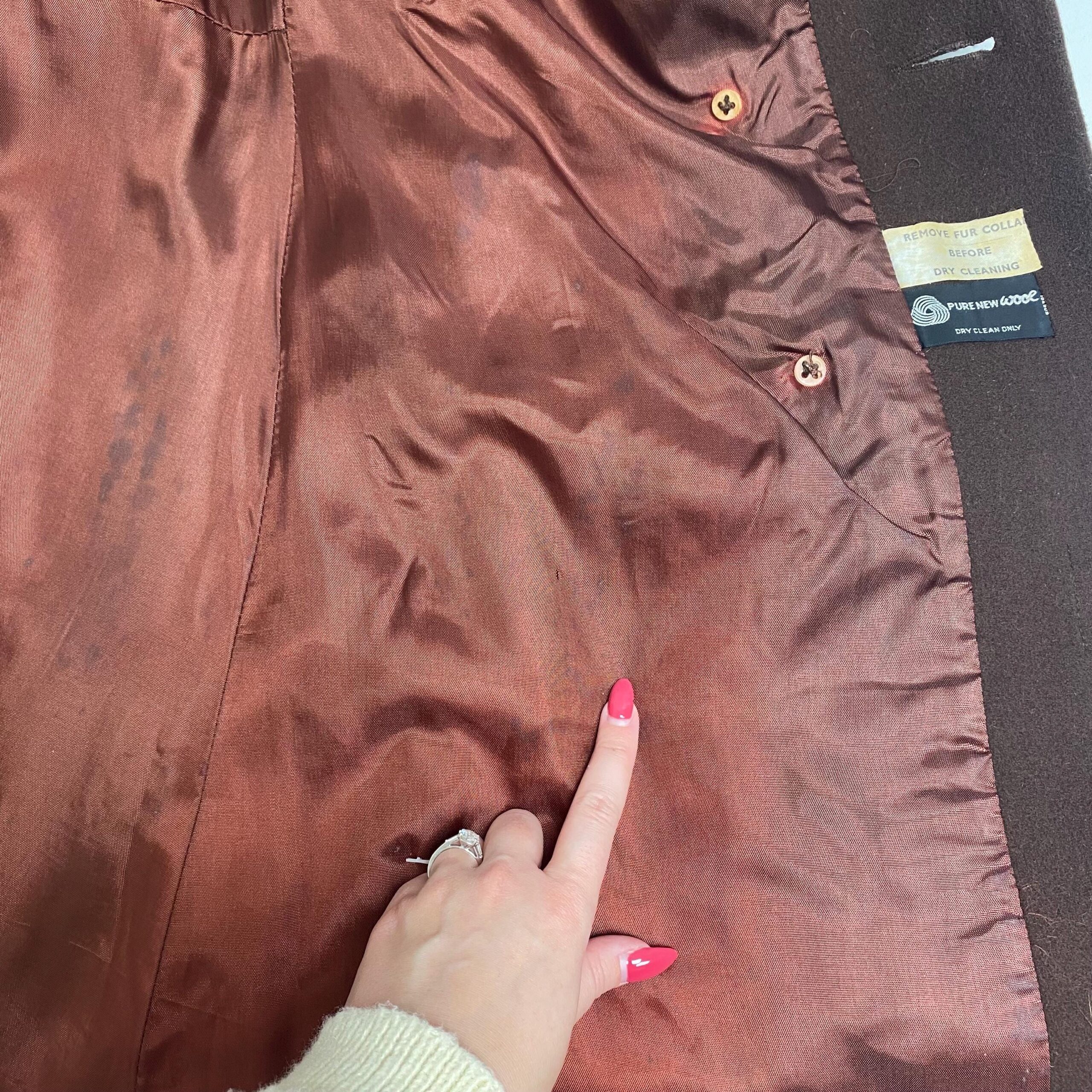 Womens vintage brown wool coat with fur collar - Medium - Image 8