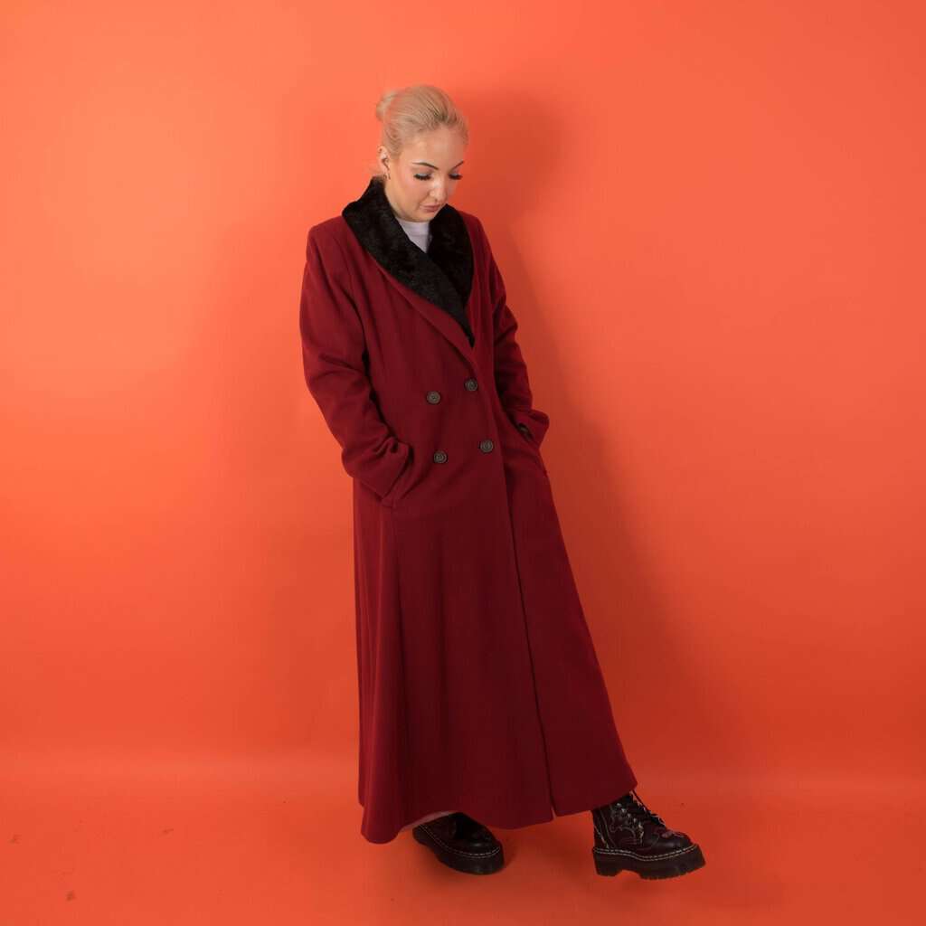 Vintage red wool coat with black velvet collar, 80s womens long lined coat - Small - Image 6