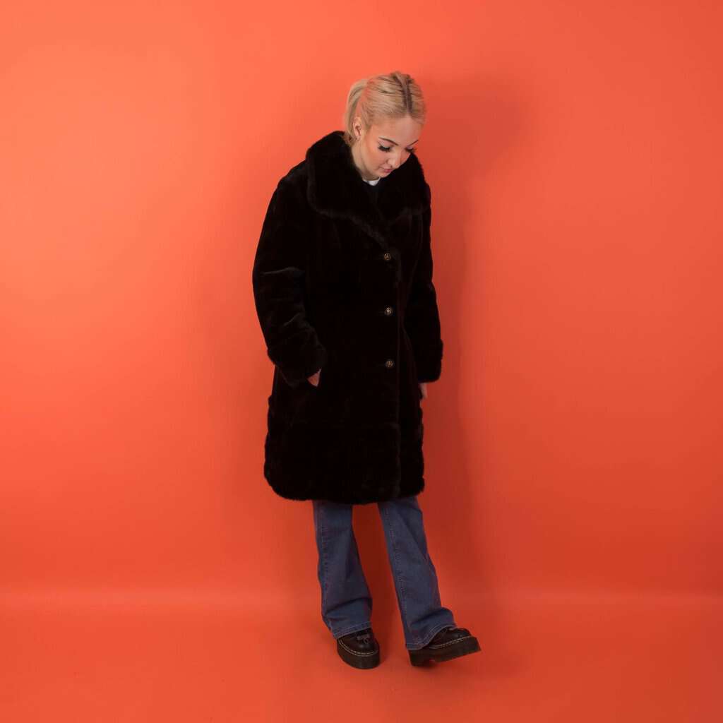 Vintage chocolate brown faux fur coat, womens heavy faux fur winter jacket - Medium - Image 5