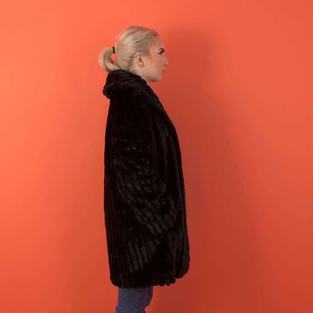 Vintage black faux fur coat, long cosy winter coat, soft black coat - Medium - Image 2